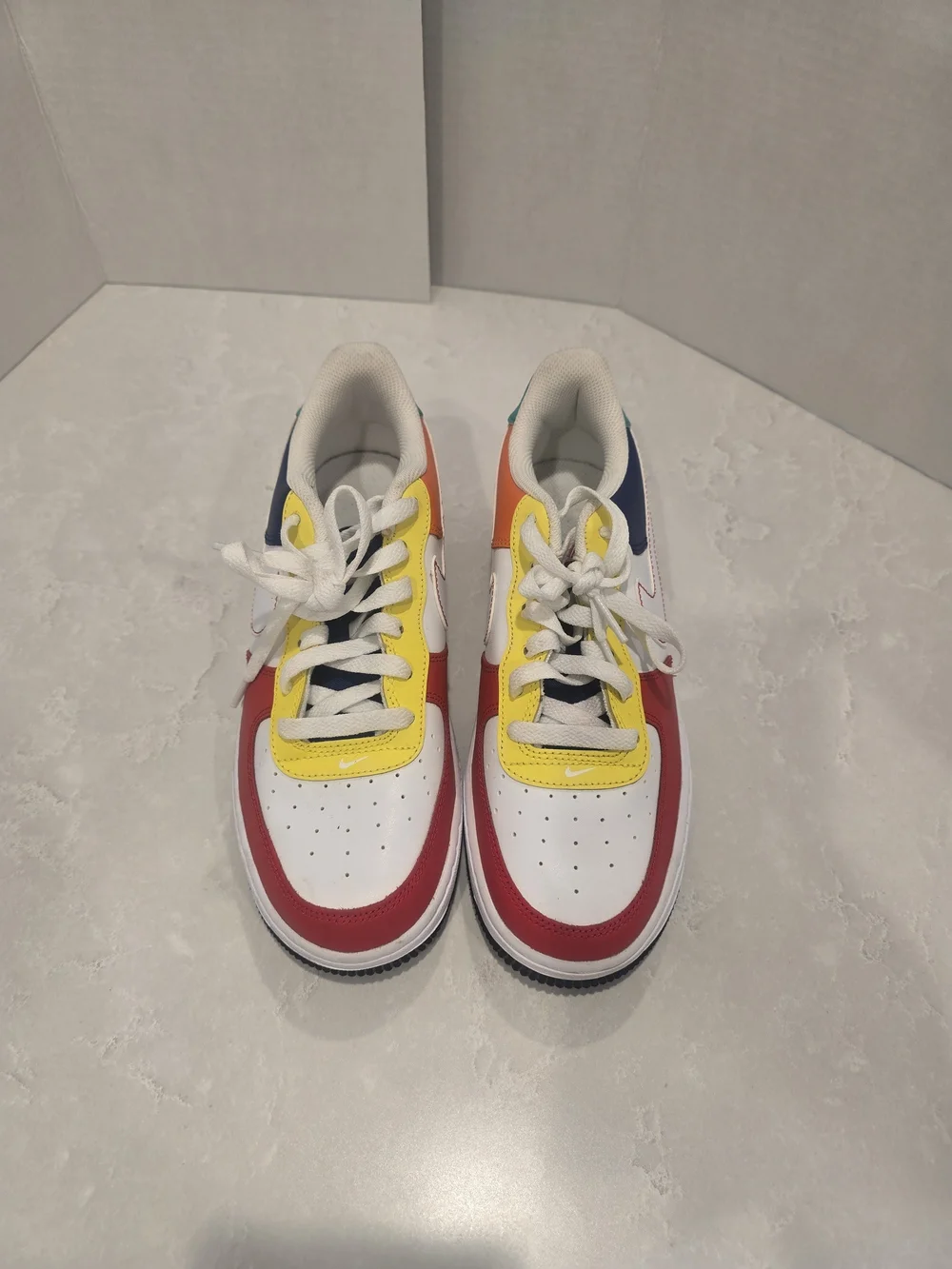 Nike Kids Multicolor Low-Top Sneakers in Red, Yellow, Blue, Green